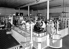 Erstes Self-Service-Geschäft der Supermarktkette „Piggly Wiggly“, 1918