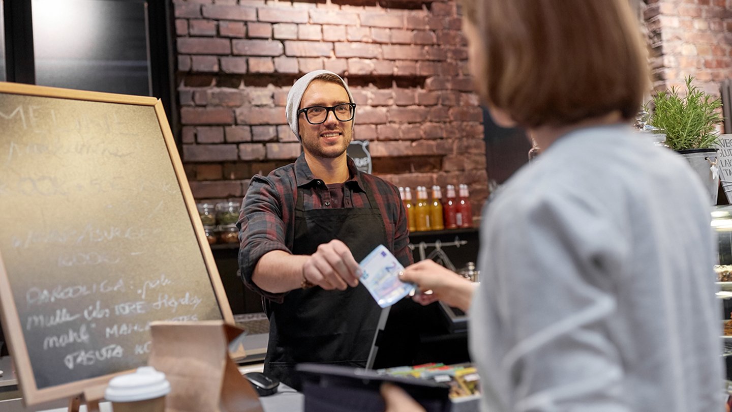 /GloryGlobal/Blog Imagery 1440x810/Blog_Automatisiertes_Bargeldhandling_1440x810