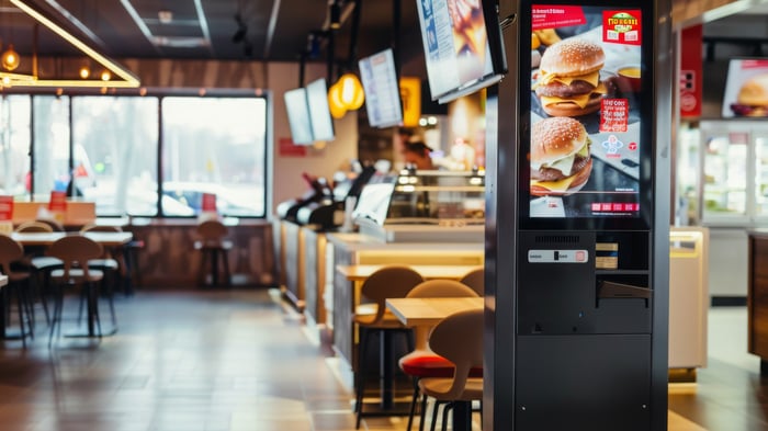 Restaurant-solutions-fast-food-1140x810