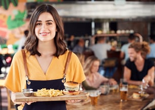 serving-restaurant-food-1140x810